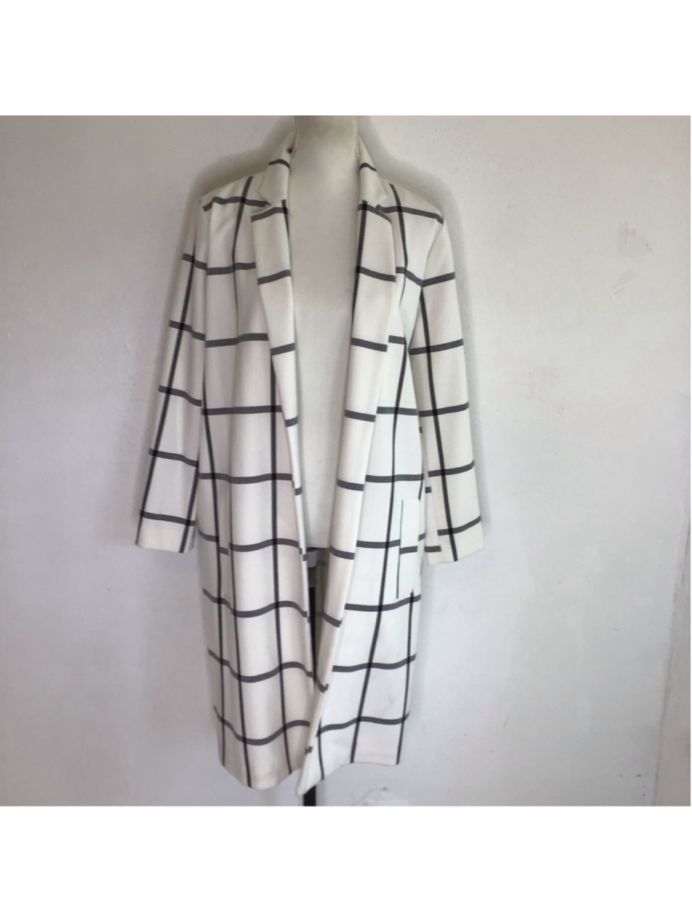 BB DAKOTA Women Elegant White & Black Plaid Career Blazer M